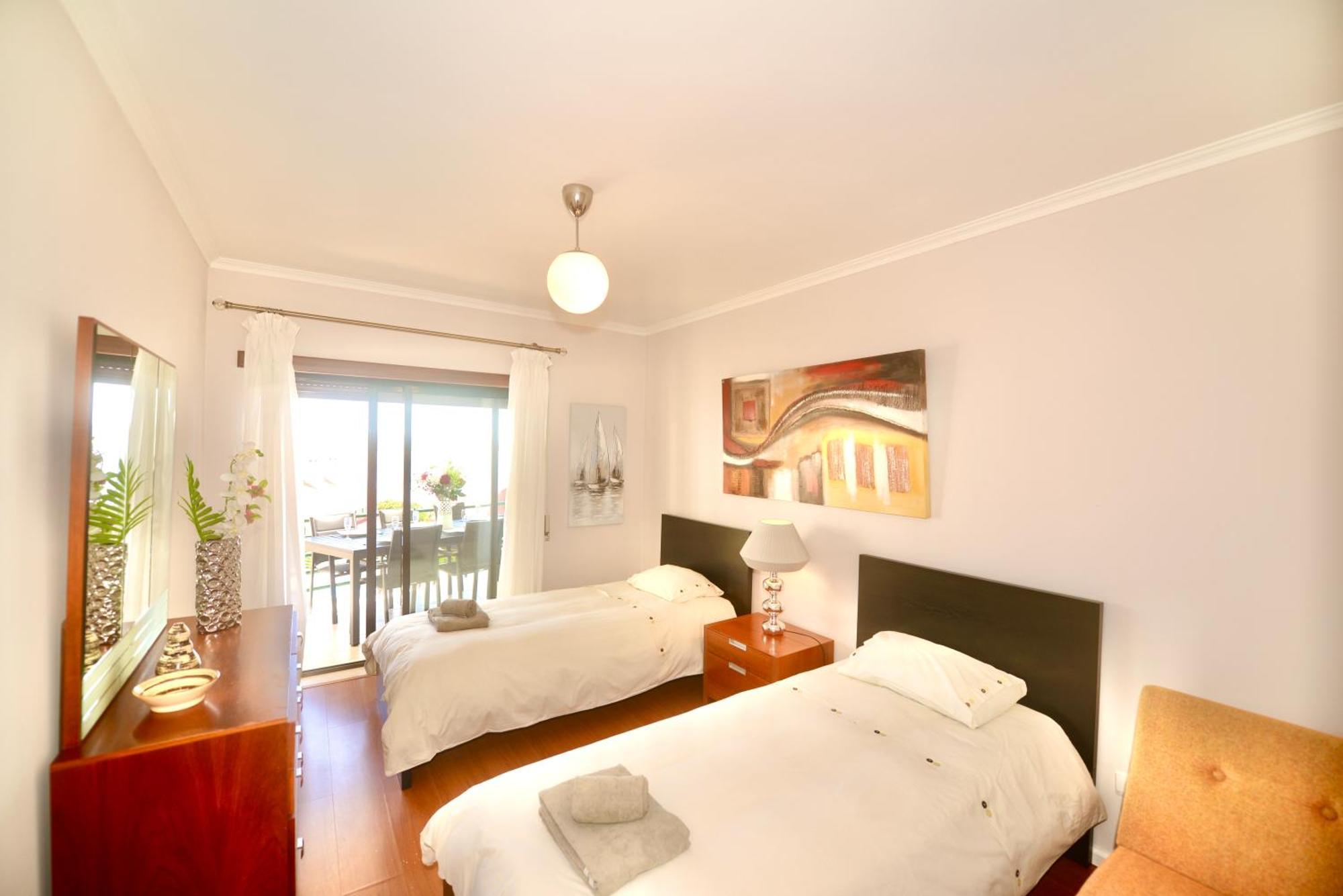 Bay Apartment เซามาร์ทินโญโดปอร์โต ภายนอก รูปภาพ