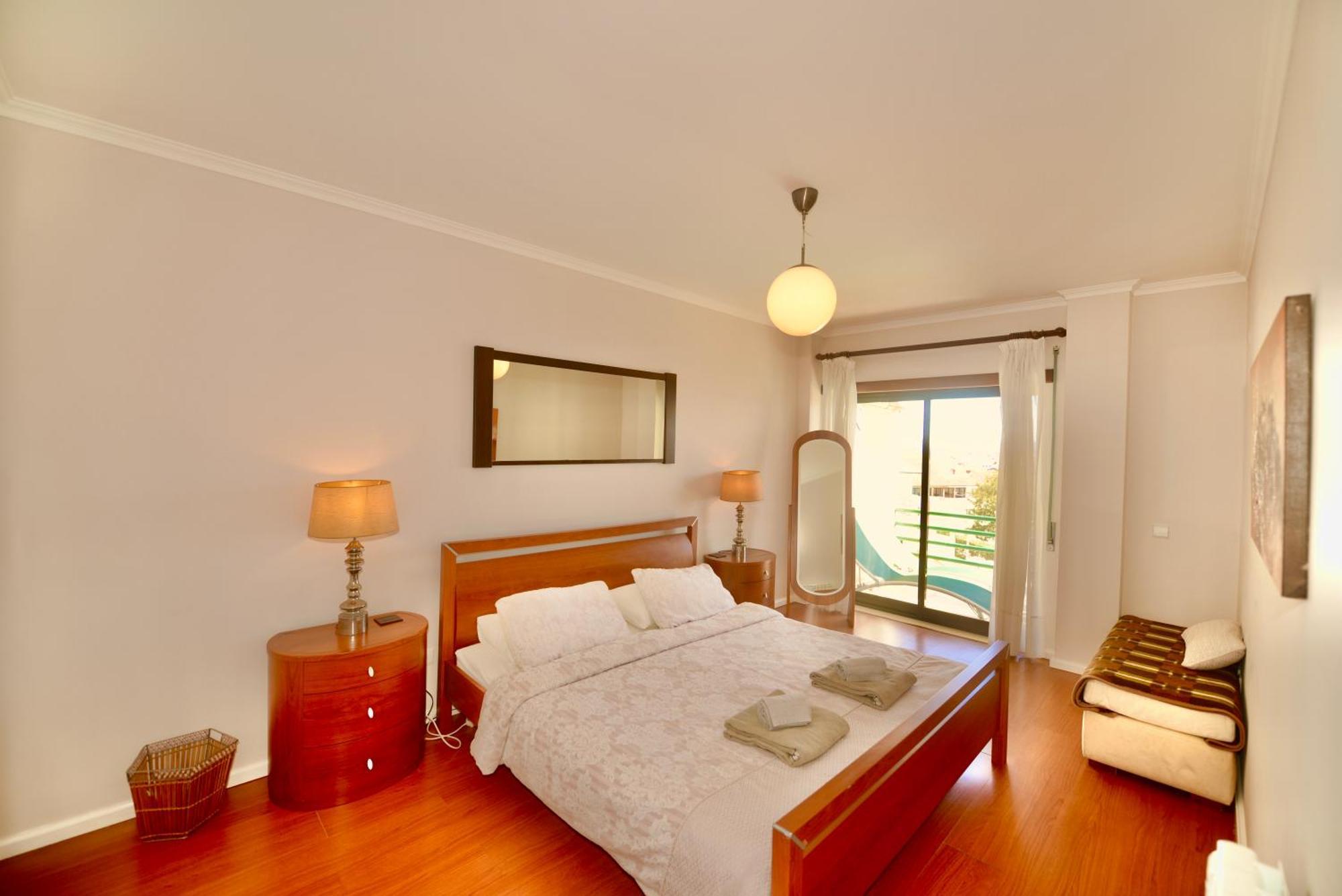 Bay Apartment เซามาร์ทินโญโดปอร์โต ภายนอก รูปภาพ