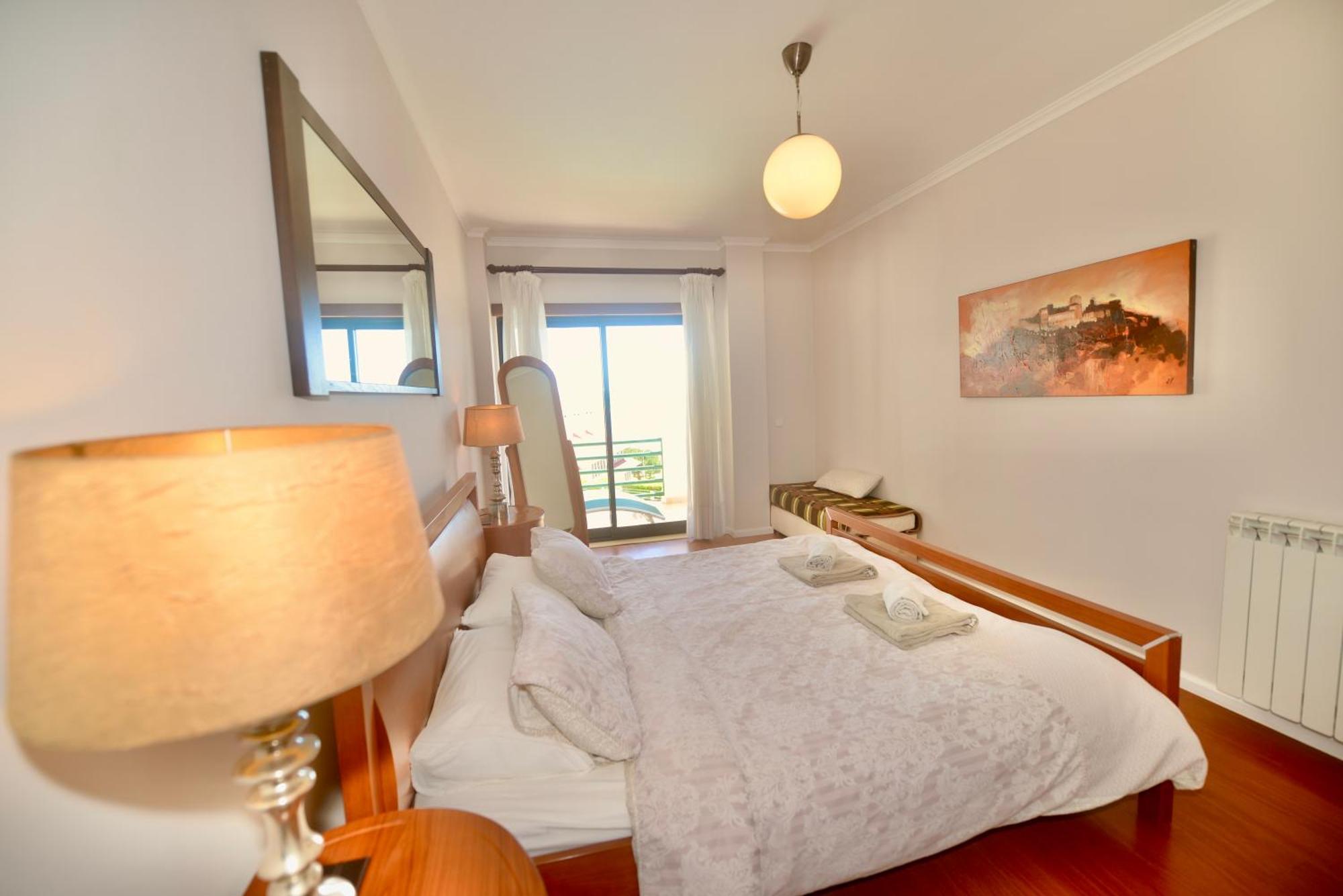 Bay Apartment เซามาร์ทินโญโดปอร์โต ภายนอก รูปภาพ